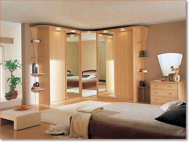 Угловой шкаф купе для спальни