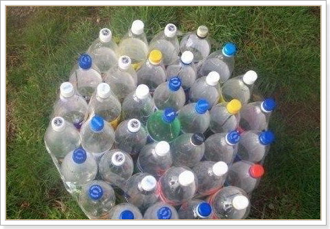 пуфик их бутылок