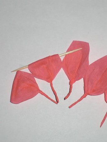 сделать розы из бумаги самому