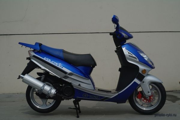Скутер G-max Volcan